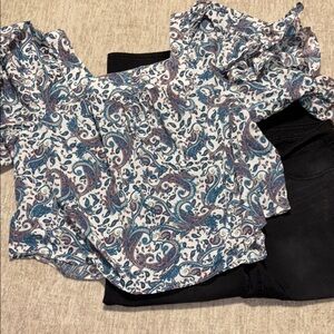 2X 20/22 Outfit!! Ruffle sleeve Top jeans Paisley square neck and black pants